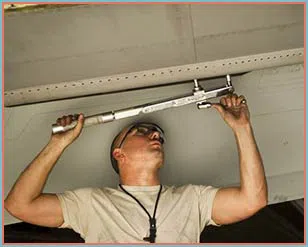 Golden Garage Door Service Long Island City, NY 516-744-7089 Golden Garage Door Service Long Island City, NY 516-744-7089 - 10-install-cont